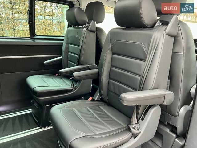 Черный Фольксваген Мультиван, объемом двигателя 1.97 л и пробегом 60 тыс. км за 79800 $, фото 22 на Automoto.ua