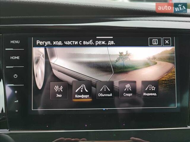 Черный Фольксваген Мультиван, объемом двигателя 2 л и пробегом 59 тыс. км за 73500 $, фото 33 на Automoto.ua