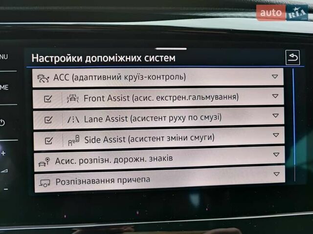 Черный Фольксваген Мультиван, объемом двигателя 2 л и пробегом 59 тыс. км за 73500 $, фото 38 на Automoto.ua