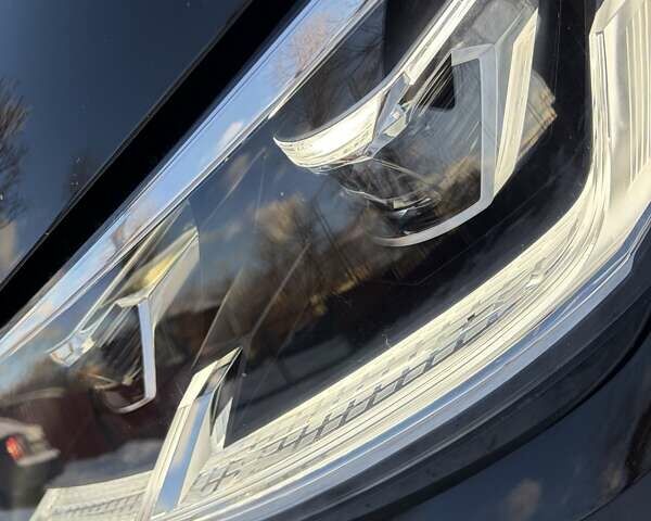 Черный Фольксваген Мультиван, объемом двигателя 2 л и пробегом 151 тыс. км за 55200 $, фото 39 на Automoto.ua