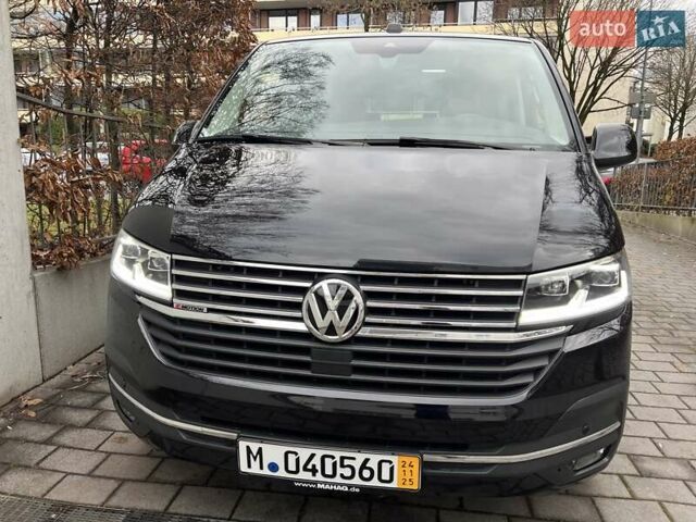 Черный Фольксваген Мультиван, объемом двигателя 1.97 л и пробегом 60 тыс. км за 79800 $, фото 2 на Automoto.ua