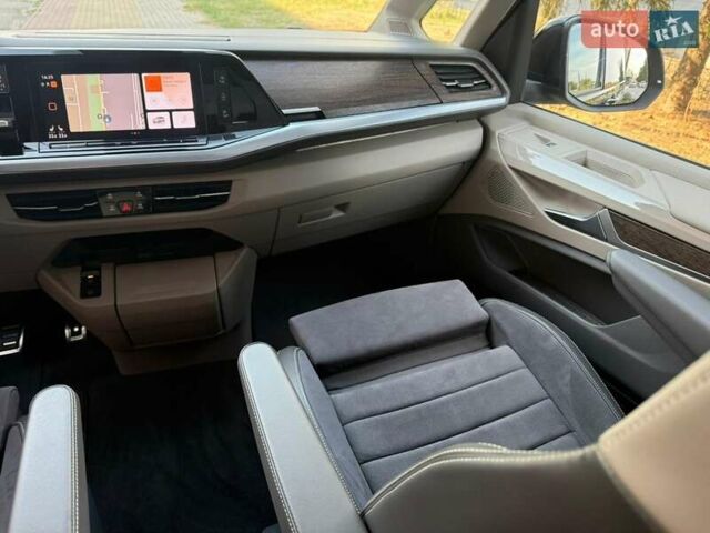 Черный Фольксваген Мультиван, объемом двигателя 1.97 л и пробегом 48 тыс. км за 69900 $, фото 32 на Automoto.ua