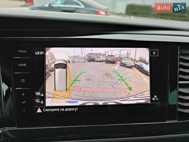 Черный Фольксваген Мультиван, объемом двигателя 2 л и пробегом 59 тыс. км за 73500 $, фото 41 на Automoto.ua