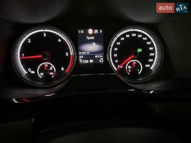 Черный Фольксваген Мультиван, объемом двигателя 2 л и пробегом 151 тыс. км за 59200 $, фото 38 на Automoto.ua