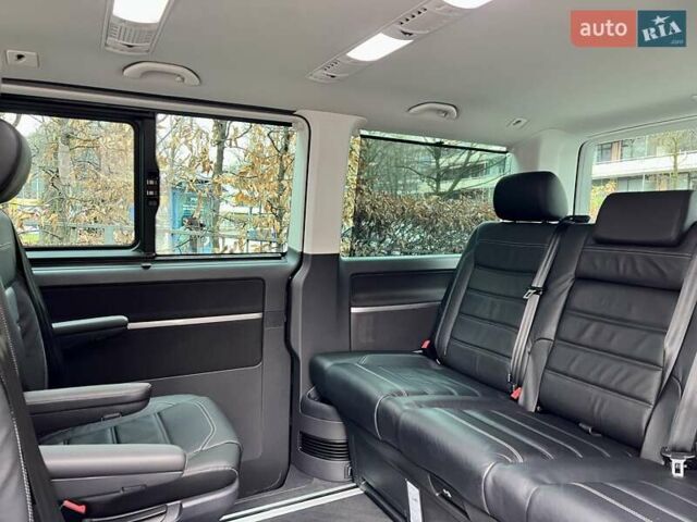 Черный Фольксваген Мультиван, объемом двигателя 1.97 л и пробегом 60 тыс. км за 79800 $, фото 27 на Automoto.ua