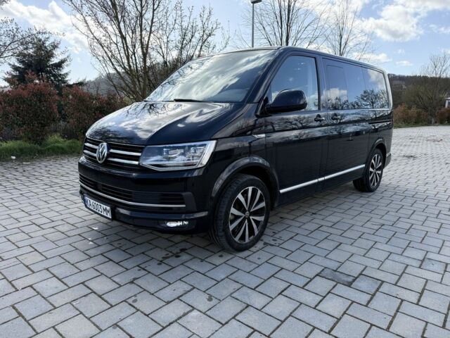 Чорний Фольксваген Мультиван, об'ємом двигуна 2 л та пробігом 175 тис. км за 43229 $, фото 5 на Automoto.ua