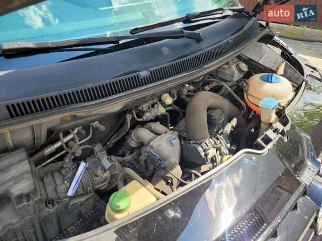 Фіолетовий Фольксваген Мультиван, об'ємом двигуна 1.98 л та пробігом 252 тис. км за 24900 $, фото 20 на Automoto.ua