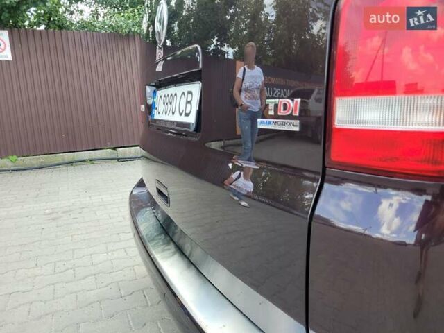 Фіолетовий Фольксваген Мультиван, об'ємом двигуна 1.98 л та пробігом 252 тис. км за 24900 $, фото 8 на Automoto.ua