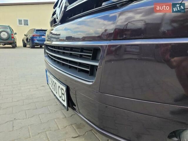 Фіолетовий Фольксваген Мультиван, об'ємом двигуна 1.98 л та пробігом 252 тис. км за 24900 $, фото 5 на Automoto.ua