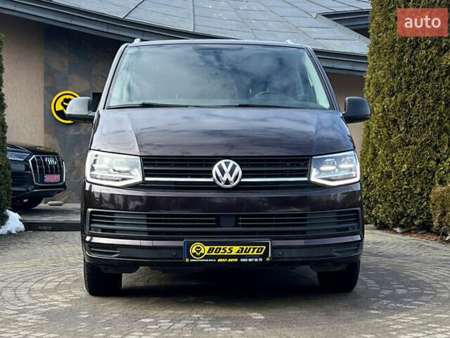 Фіолетовий Фольксваген Мультиван, об'ємом двигуна 1.97 л та пробігом 176 тис. км за 32500 $, фото 1 на Automoto.ua