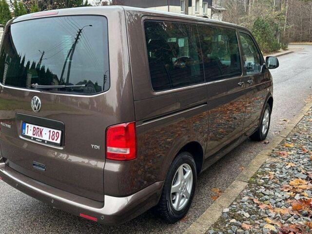 Коричневый Фольксваген Мультиван, объемом двигателя 2 л и пробегом 290 тыс. км за 8200 $, фото 17 на Automoto.ua