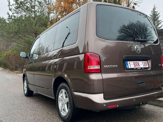 Коричневый Фольксваген Мультиван, объемом двигателя 2 л и пробегом 290 тыс. км за 8200 $, фото 1 на Automoto.ua