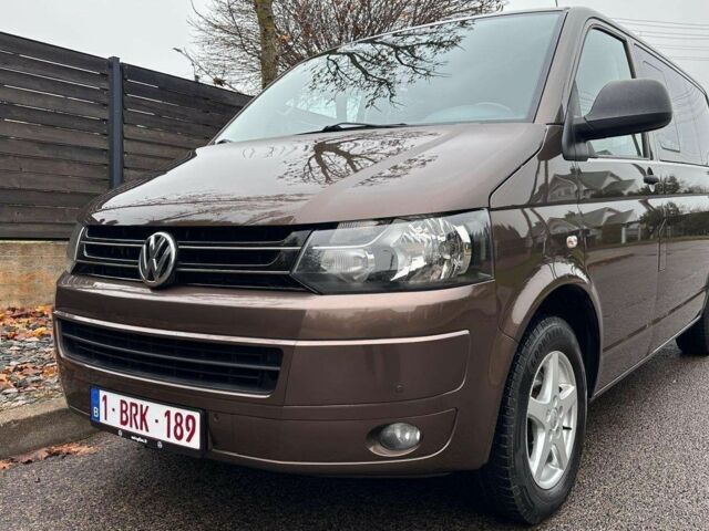 Коричневый Фольксваген Мультиван, объемом двигателя 2 л и пробегом 290 тыс. км за 8200 $, фото 7 на Automoto.ua