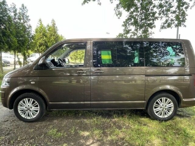Фольксваген Мультиван 2010 в Белой Церкве на Automoto.ua Коричневый Фольксваген Мультиван, объемом двигателя 2 л и пробегом 268 тыс. км за 8550 $, фото 2 на Automoto.ua