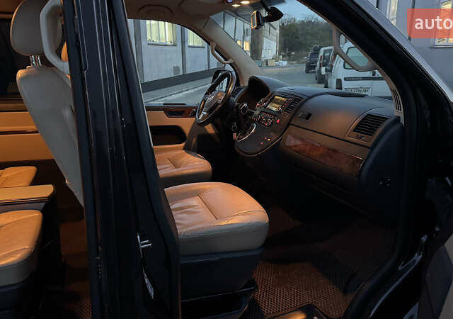 Коричневий Фольксваген Мультиван, об'ємом двигуна 2 л та пробігом 225 тис. км за 20000 $, фото 14 на Automoto.ua