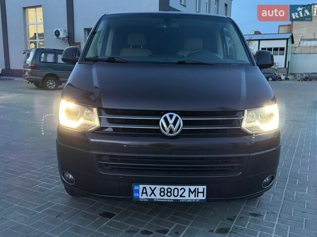 Коричневий Фольксваген Мультиван, об'ємом двигуна 2 л та пробігом 225 тис. км за 20950 $, фото 8 на Automoto.ua