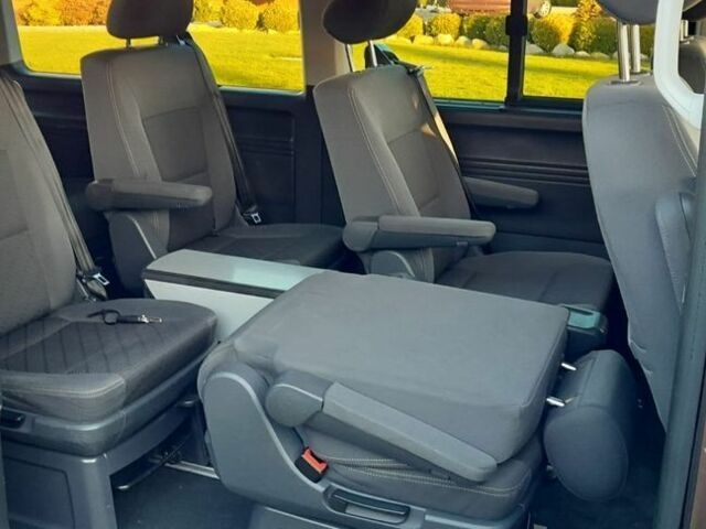 Коричневый Фольксваген Мультиван, объемом двигателя 2 л и пробегом 150 тыс. км за 4150 $, фото 6 на Automoto.ua