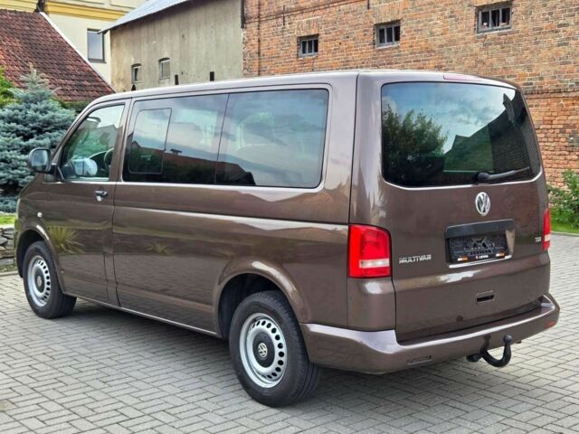 Коричневий Фольксваген Мультиван, об'ємом двигуна 2 л та пробігом 278 тис. км за 8150 $, фото 8 на Automoto.ua