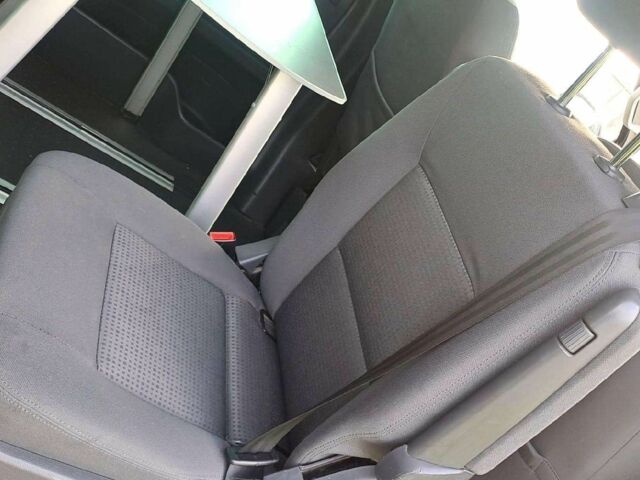 Коричневый Фольксваген Мультиван, объемом двигателя 2 л и пробегом 278 тыс. км за 8000 $, фото 19 на Automoto.ua