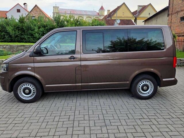 Коричневый Фольксваген Мультиван, объемом двигателя 2 л и пробегом 278 тыс. км за 7900 $, фото 4 на Automoto.ua