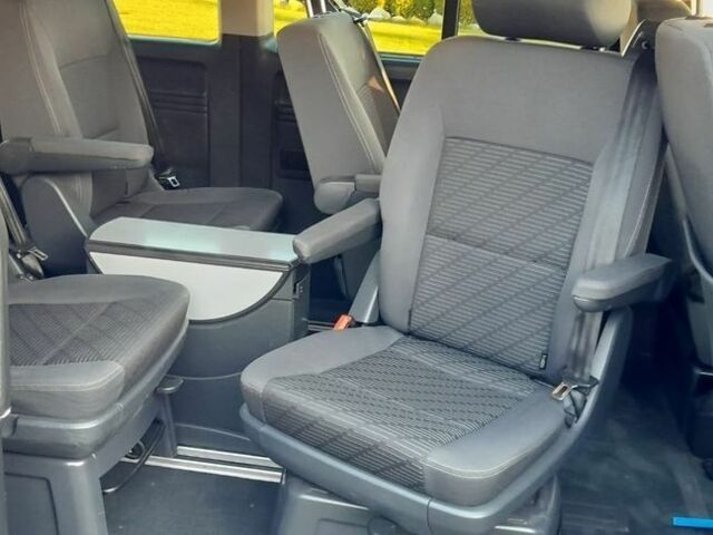 Коричневый Фольксваген Мультиван, объемом двигателя 2 л и пробегом 150 тыс. км за 4150 $, фото 4 на Automoto.ua