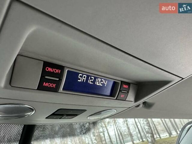 Коричневий Фольксваген Мультиван, об'ємом двигуна 1.97 л та пробігом 209 тис. км за 26700 $, фото 46 на Automoto.ua
