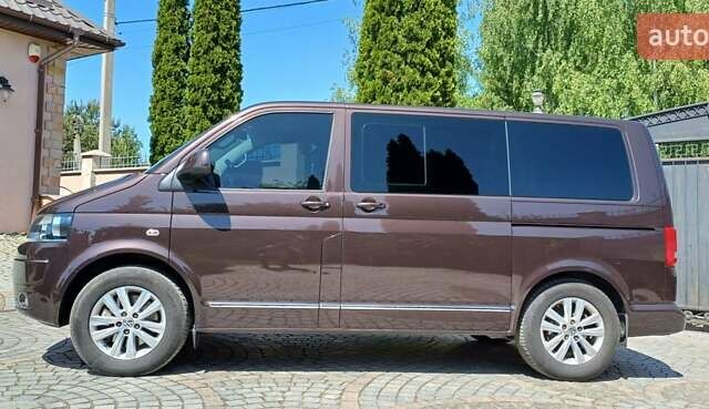 Коричневий Фольксваген Мультиван, об'ємом двигуна 1.97 л та пробігом 232 тис. км за 24000 $, фото 4 на Automoto.ua