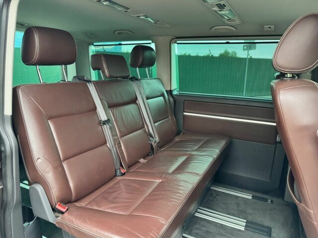 Коричневий Фольксваген Мультиван, об'ємом двигуна 2 л та пробігом 226 тис. км за 10200 $, фото 14 на Automoto.ua