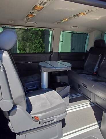 Коричневий Фольксваген Мультиван, об'ємом двигуна 1.97 л та пробігом 232 тис. км за 24000 $, фото 10 на Automoto.ua