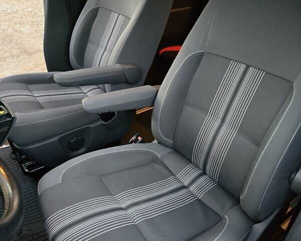 Коричневый Фольксваген Мультиван, объемом двигателя 1.97 л и пробегом 325 тыс. км за 25000 $, фото 29 на Automoto.ua