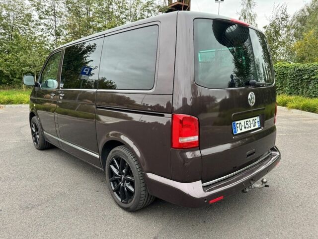 Коричневий Фольксваген Мультиван, об'ємом двигуна 2 л та пробігом 226 тис. км за 10200 $, фото 6 на Automoto.ua