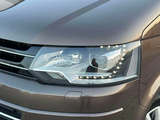 Фольксваген Мультиван 2013 у Запоріжжя на Automoto.ua Коричневий Фольксваген Мультиван, об'ємом двигуна 2 л та пробігом 202 тис. км за 9100 $, фото 10 на Automoto.ua