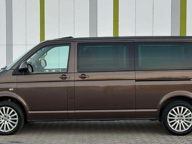 Фольксваген Мультиван 2013 у Запоріжжя на Automoto.ua Коричневий Фольксваген Мультиван, об'ємом двигуна 2 л та пробігом 202 тис. км за 9100 $, фото 3 на Automoto.ua