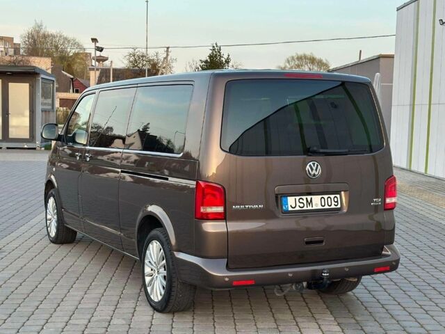 Фольксваген Мультиван 2013 у Запоріжжя на Automoto.ua Коричневий Фольксваген Мультиван, об'ємом двигуна 2 л та пробігом 202 тис. км за 9100 $, фото 7 на Automoto.ua