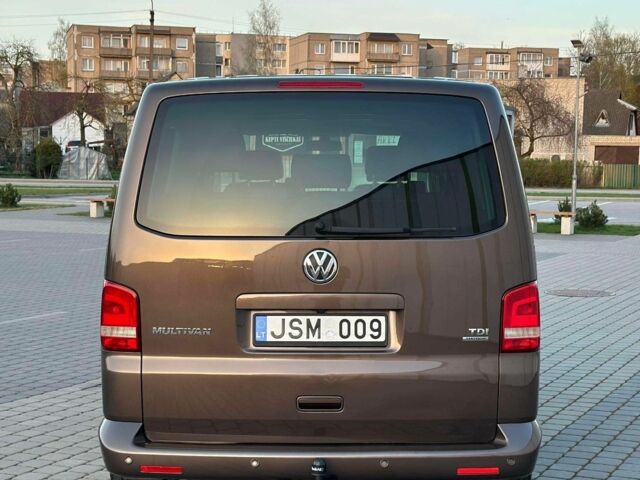 Фольксваген Мультиван 2013 у Запоріжжя на Automoto.ua Коричневий Фольксваген Мультиван, об'ємом двигуна 2 л та пробігом 202 тис. км за 9100 $, фото 5 на Automoto.ua