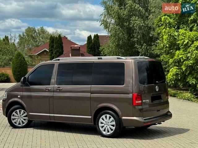Коричневий Фольксваген Мультиван, об'ємом двигуна 2 л та пробігом 124 тис. км за 33800 $, фото 4 на Automoto.ua