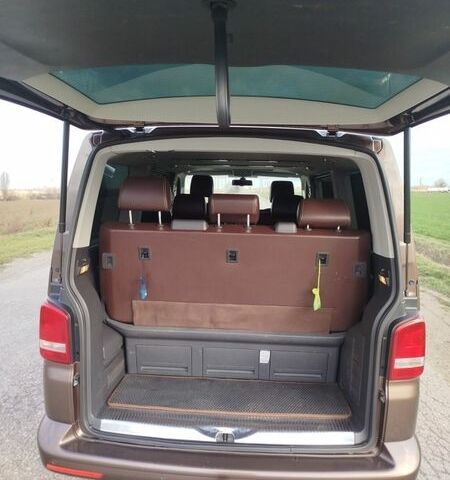 Коричневый Фольксваген Мультиван, объемом двигателя 1.97 л и пробегом 195 тыс. км за 25000 $, фото 12 на Automoto.ua