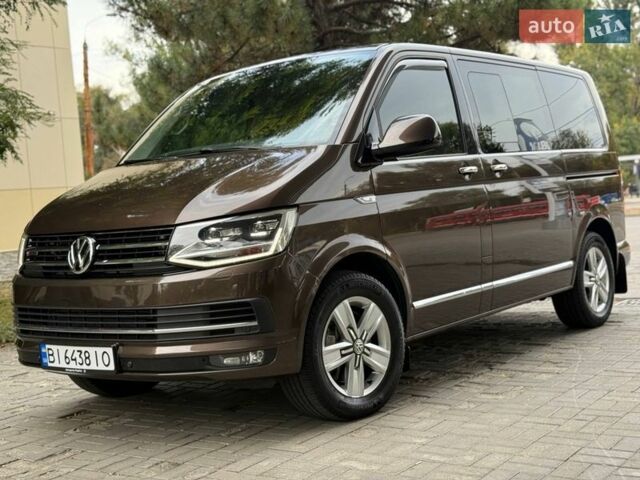 Коричневый Фольксваген Мультиван, объемом двигателя 1.97 л и пробегом 195 тыс. км за 37999 $, фото 1 на Automoto.ua