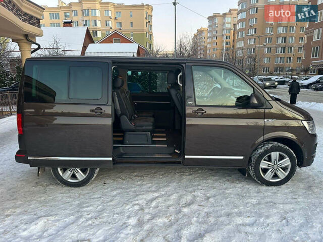 Коричневий Фольксваген Мультиван, об'ємом двигуна 2 л та пробігом 254 тис. км за 36500 $, фото 13 на Automoto.ua