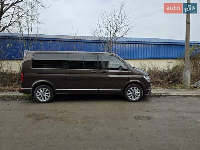 Коричневый Фольксваген Мультиван, объемом двигателя 2 л и пробегом 92 тыс. км за 59000 $, фото 3 на Automoto.ua