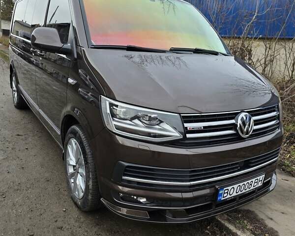 Коричневый Фольксваген Мультиван, объемом двигателя 2 л и пробегом 92 тыс. км за 59000 $, фото 6 на Automoto.ua