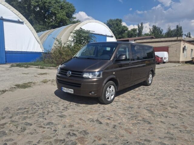 Коричневий Фольксваген Мультиван, об'ємом двигуна 2 л та пробігом 252 тис. км за 22000 $, фото 14 на Automoto.ua
