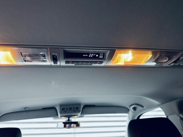 Червоний Фольксваген Мультиван, об'ємом двигуна 2 л та пробігом 203 тис. км за 8500 $, фото 21 на Automoto.ua