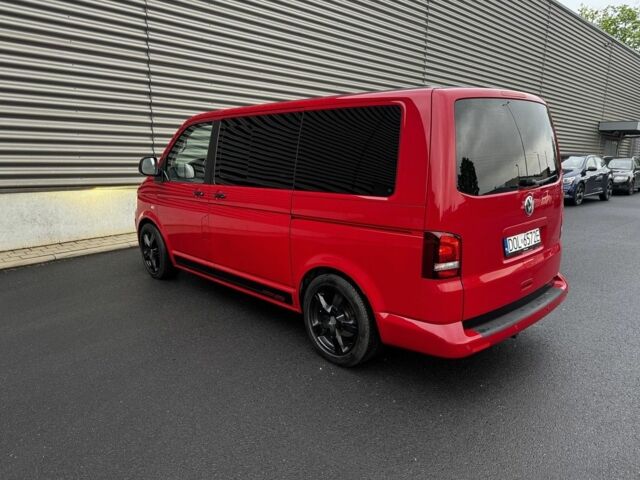 Червоний Фольксваген Мультиван, об'ємом двигуна 2 л та пробігом 203 тис. км за 8750 $, фото 8 на Automoto.ua