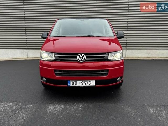 Червоний Фольксваген Мультиван, об'ємом двигуна 1.98 л та пробігом 203 тис. км за 26000 $, фото 4 на Automoto.ua