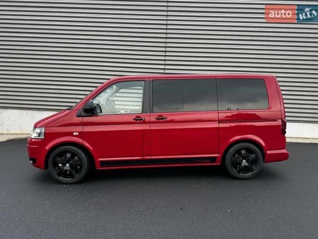 Червоний Фольксваген Мультиван, об'ємом двигуна 1.98 л та пробігом 203 тис. км за 26000 $, фото 7 на Automoto.ua