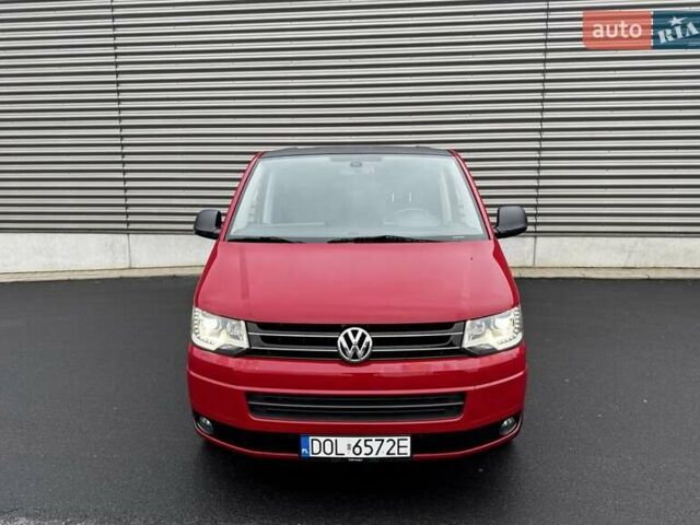 Червоний Фольксваген Мультиван, об'ємом двигуна 1.98 л та пробігом 203 тис. км за 26000 $, фото 1 на Automoto.ua