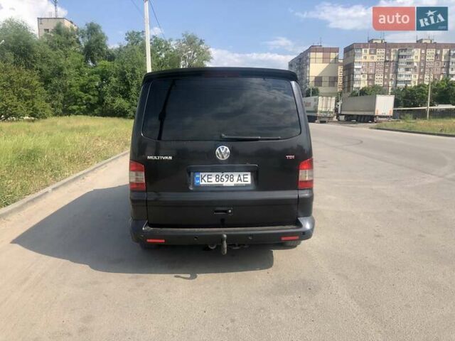Фольксваген Мультиван, объемом двигателя 2.46 л и пробегом 300 тыс. км за 13000 $, фото 4 на Automoto.ua