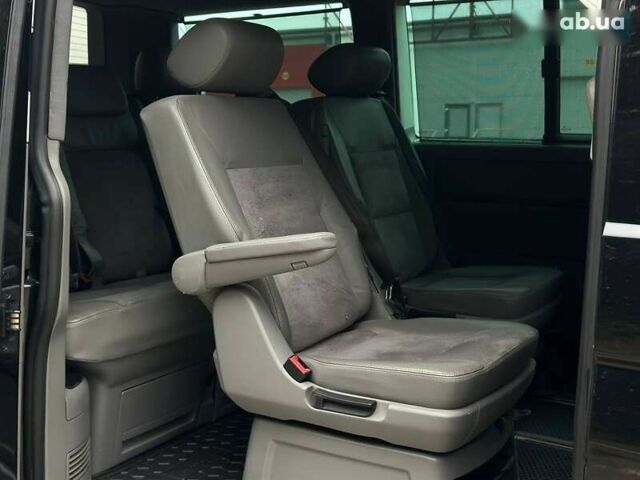 Фольксваген Мультиван, об'ємом двигуна 2.5 л та пробігом 278 тис. км за 11990 $, фото 16 на Automoto.ua