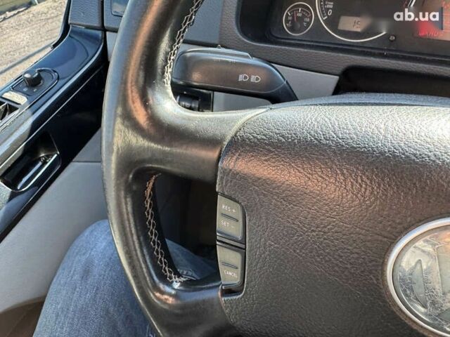 Фольксваген Мультиван, об'ємом двигуна 2.5 л та пробігом 361 тис. км за 12790 $, фото 21 на Automoto.ua